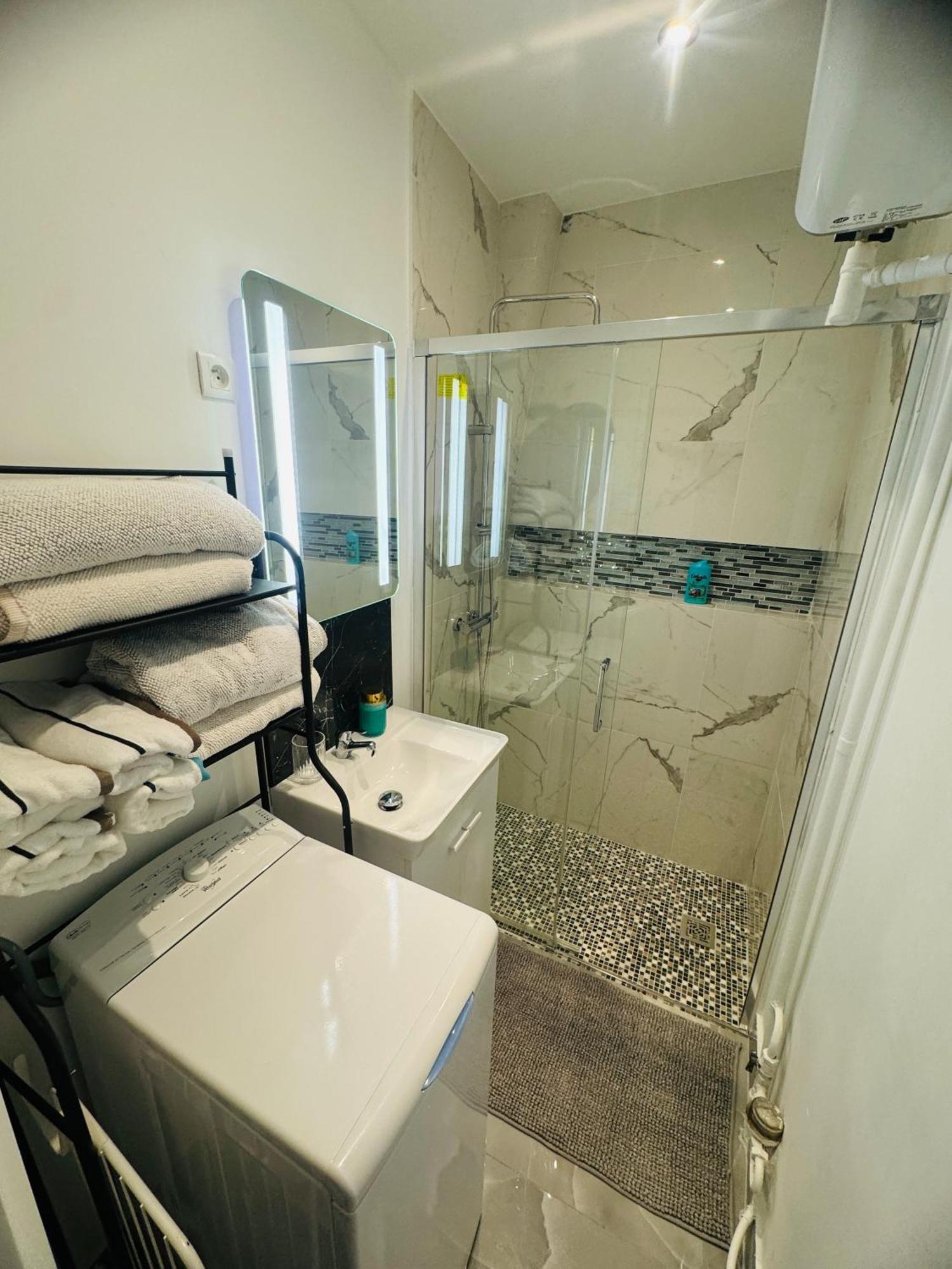 Charmante Appartement F2 Au Coeur De Paris 1Er 外观 照片